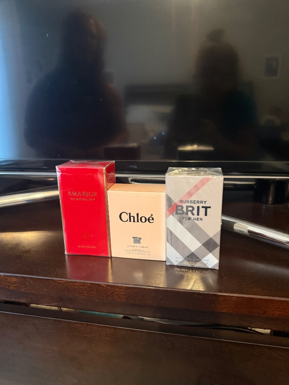 Assortment of Perfume - Picture 5 of 8